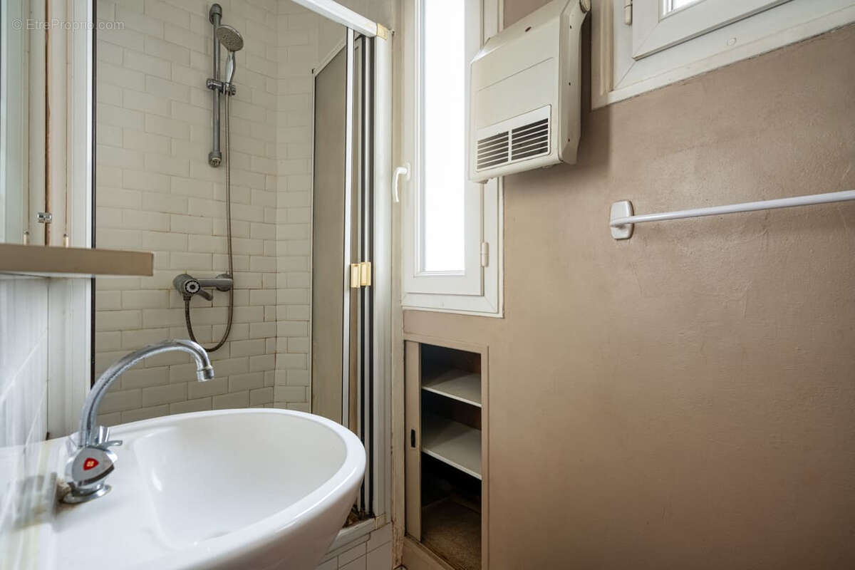 Appartement à PARIS-12E
