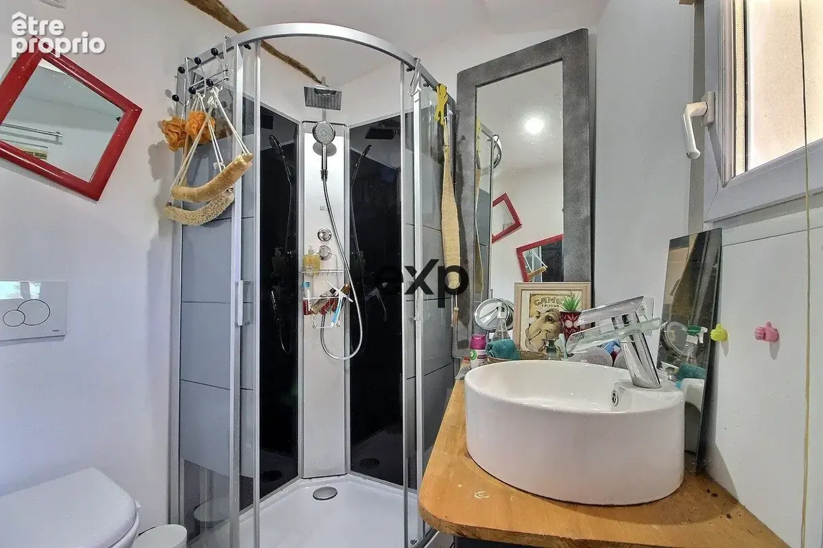 Maison 205 m² à Suze-La-Rousse  - photo 9