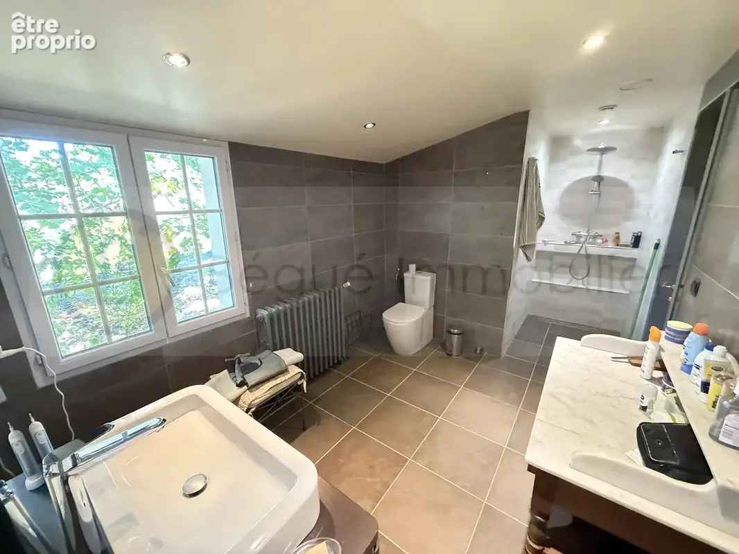 MAISON LE CASTERA - 8 pièce(s) - 272 m2 - photo 16