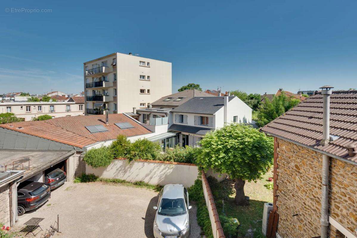 Appartement à SAINT-MAUR-DES-FOSSES