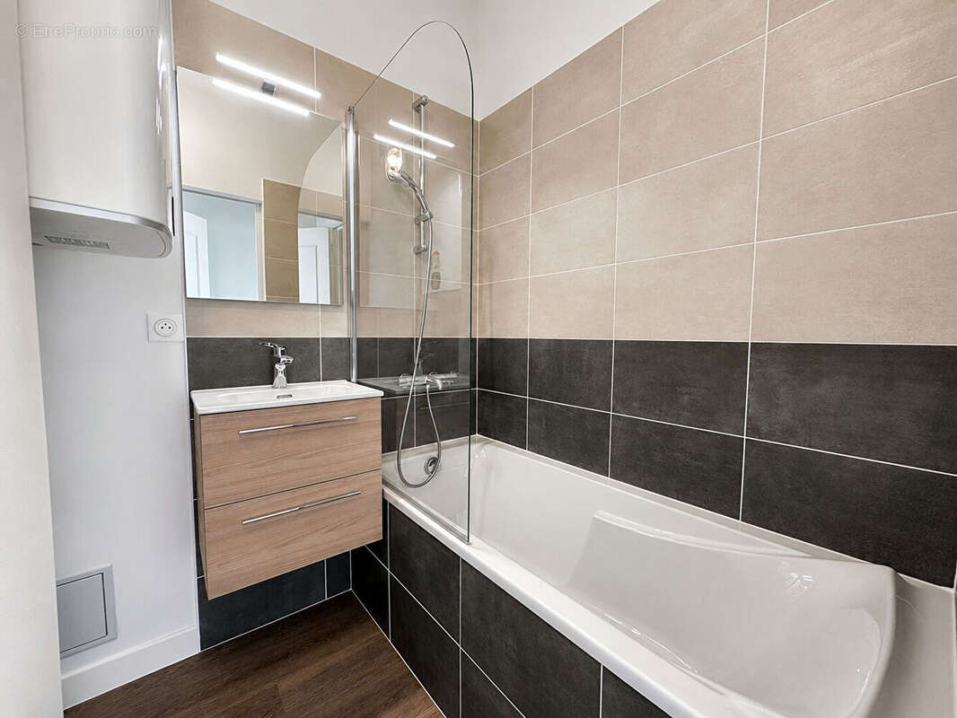 Appartement 98 m² à Poitiers  - photo 3