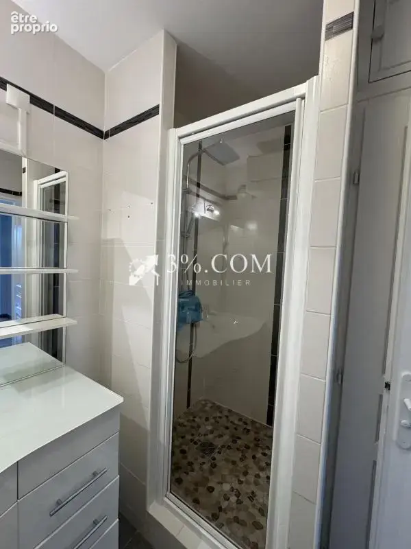 Appartement T3 lumineux avec balcon et box fermé   Anzin, li - photo 6