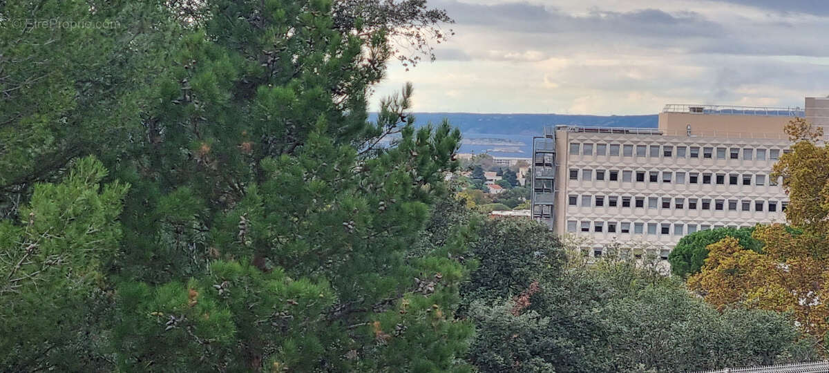 Appartement à MARSEILLE-9E