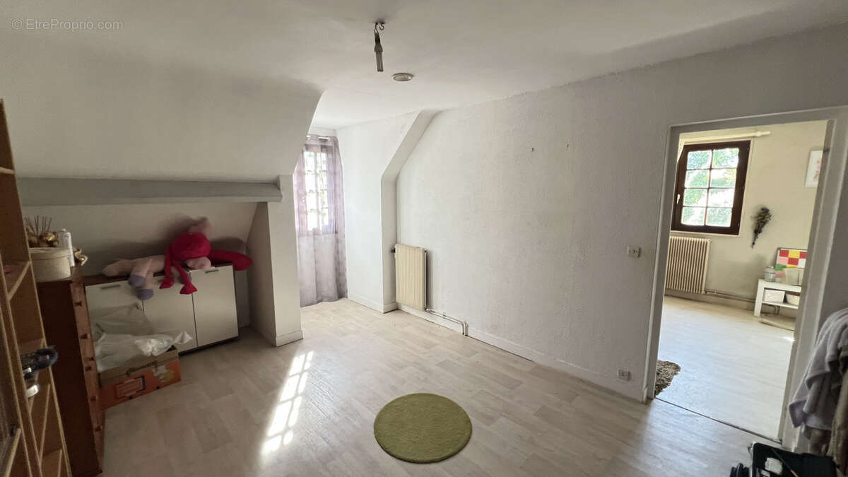 Maison à MILLY-LA-FORET