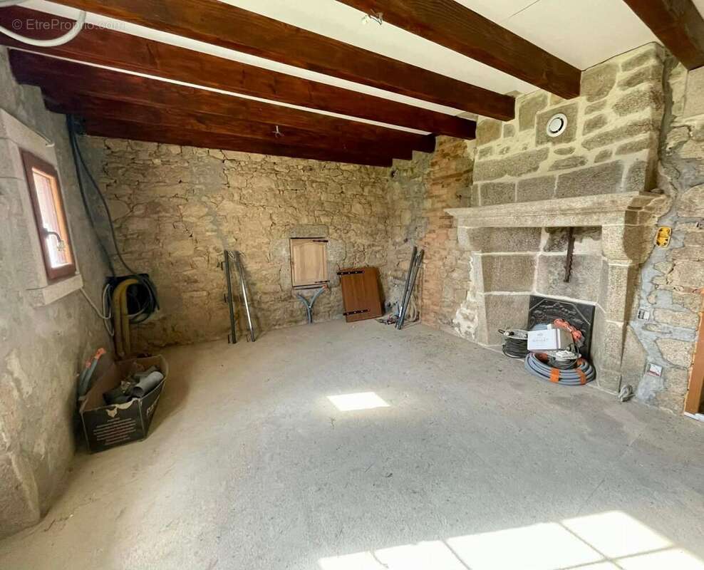 Maison 103 m² à Chamberaud  - photo 5