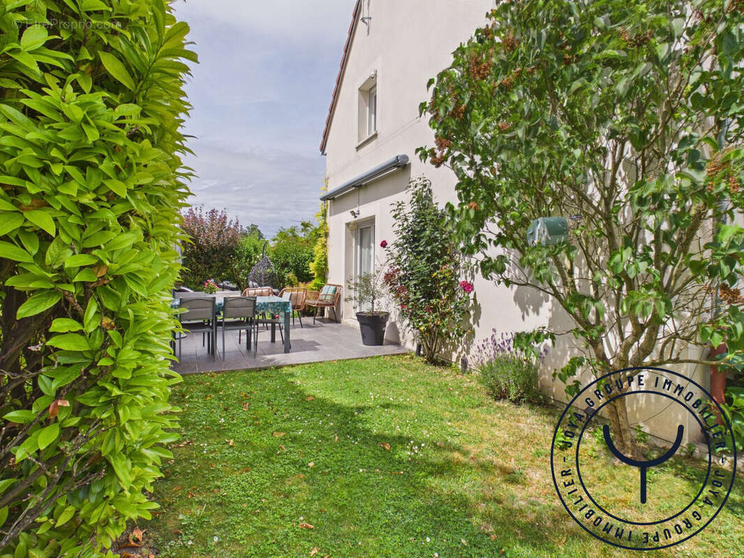 Maison à ROSIERES-PRES-TROYES