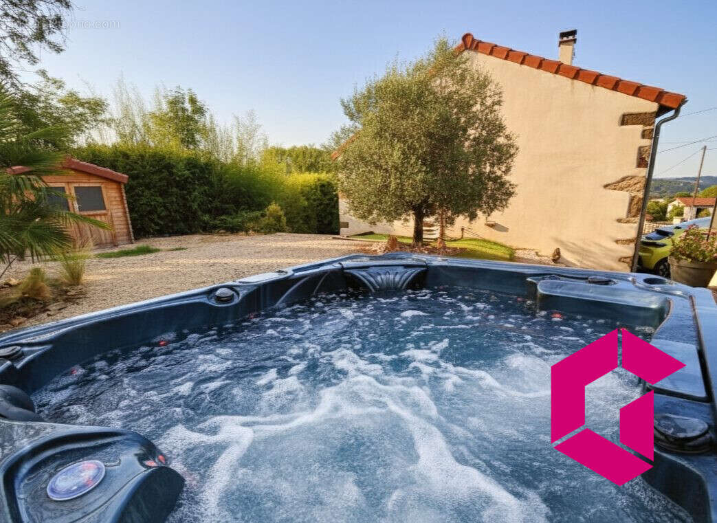 Maison à CHANTEUGES