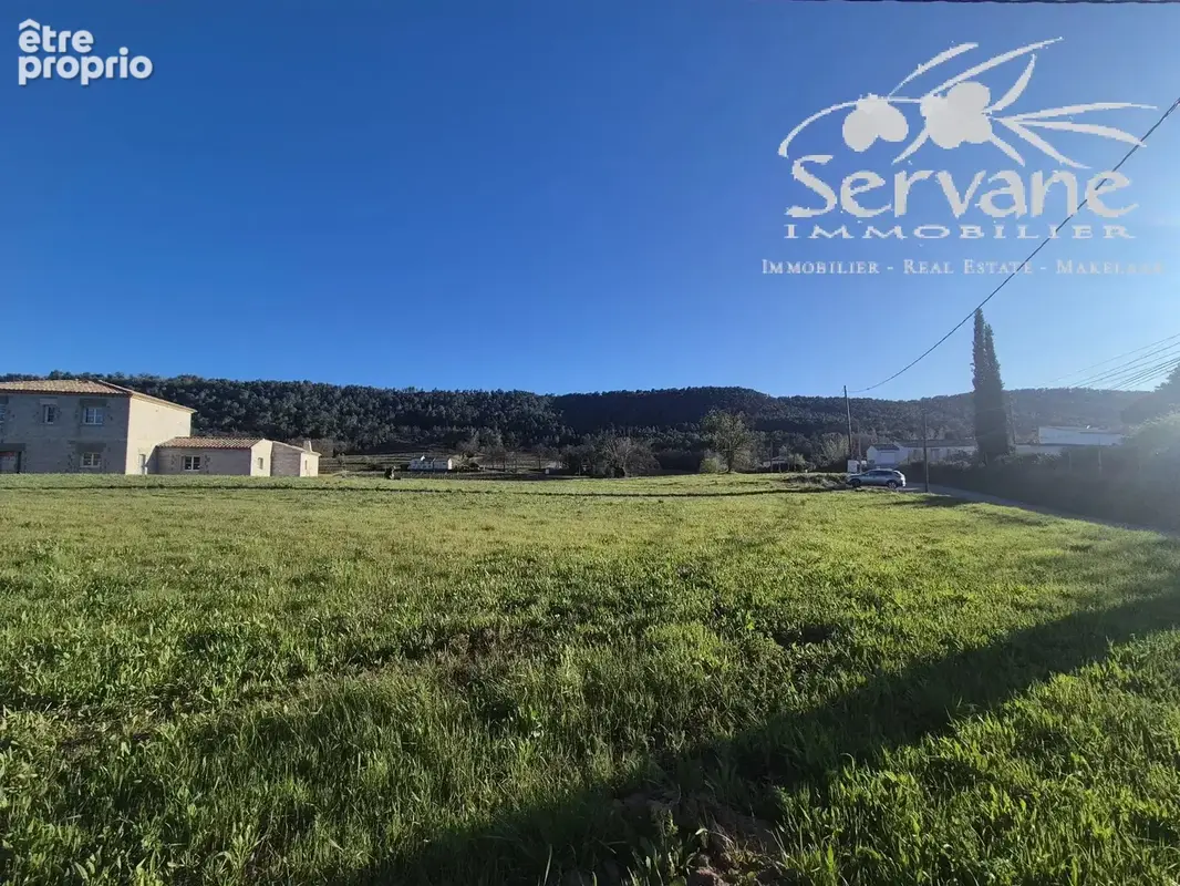 Terrain a batir salernes 1067 m² - photo 2