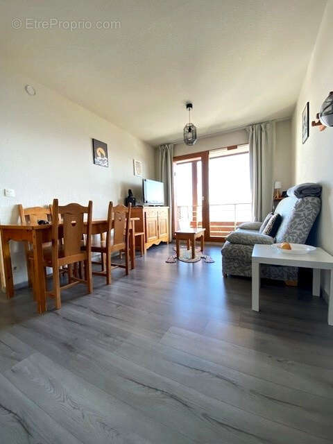 Appartement à LE CHATEL