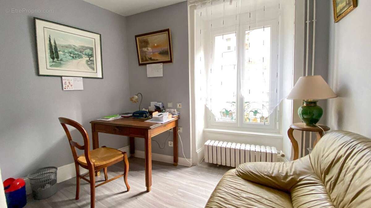 Maison à AIXE-SUR-VIENNE