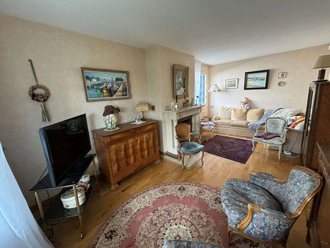 Maison à LE POULIGUEN