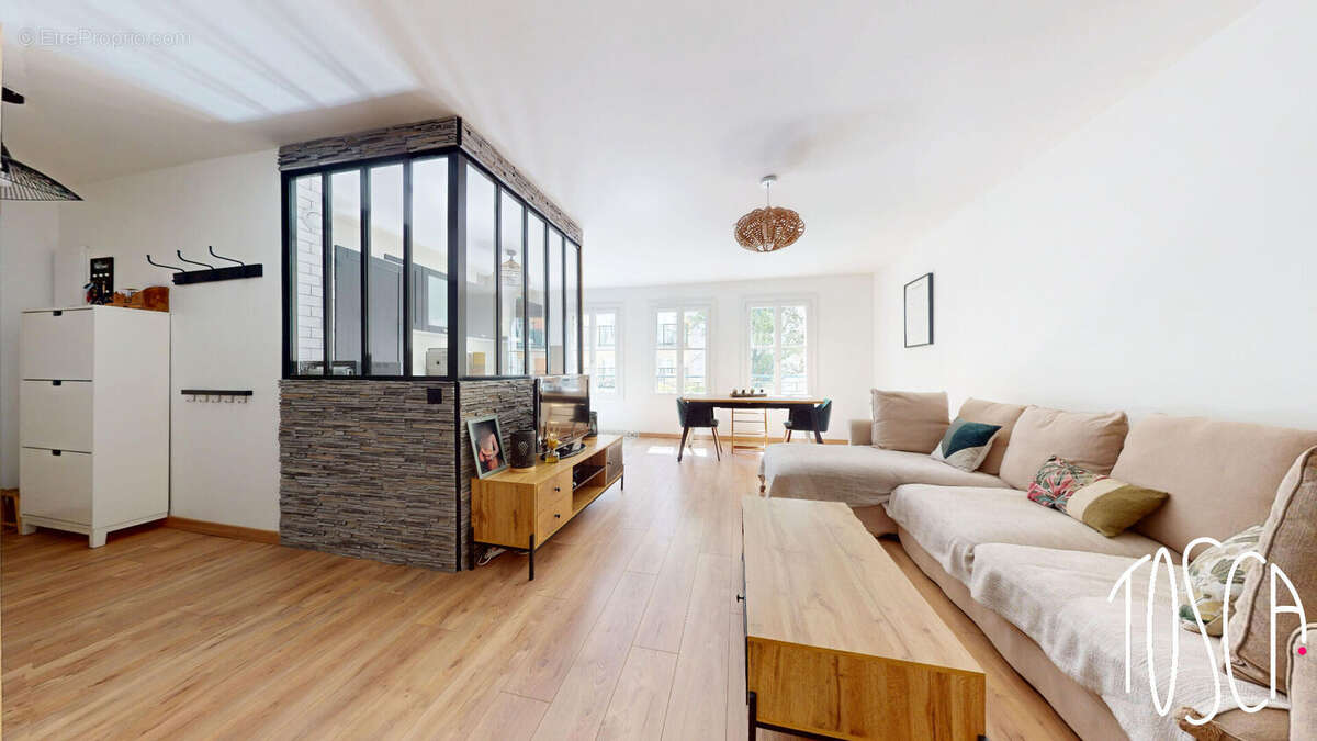 Appartement à THIAIS
