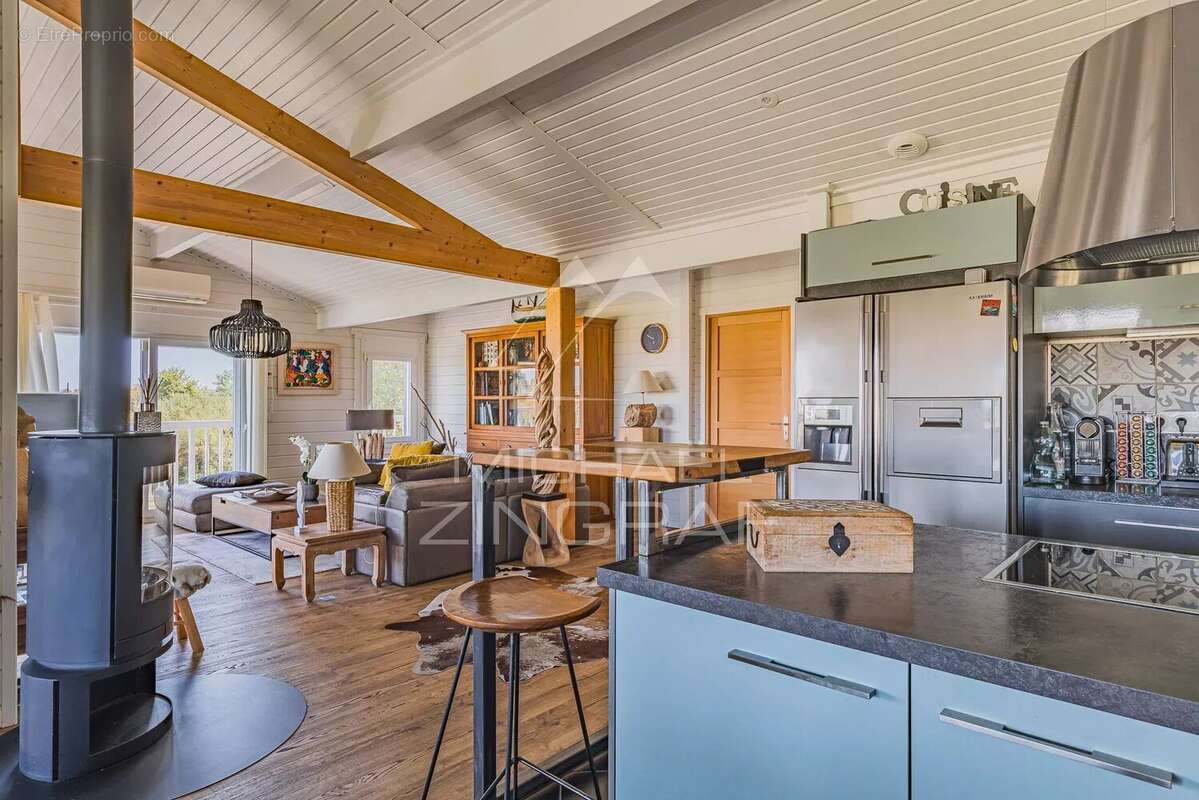 Maison à GUJAN-MESTRAS