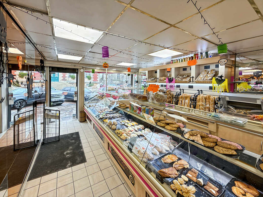 Commerce à ETREPAGNY