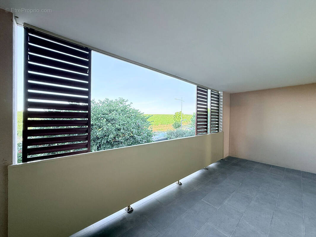 Appartement à SAUVIAN