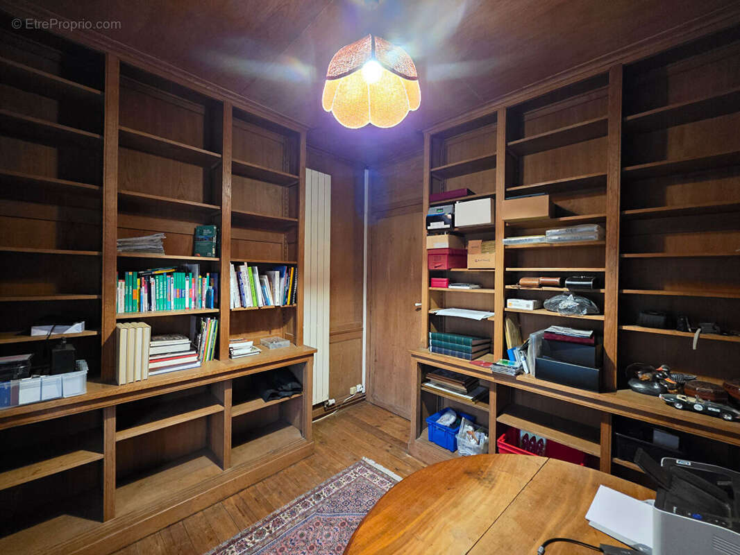 Maison à CREVECOEUR-LE-GRAND