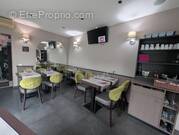 Photo 1 - Commerce à BRESLES