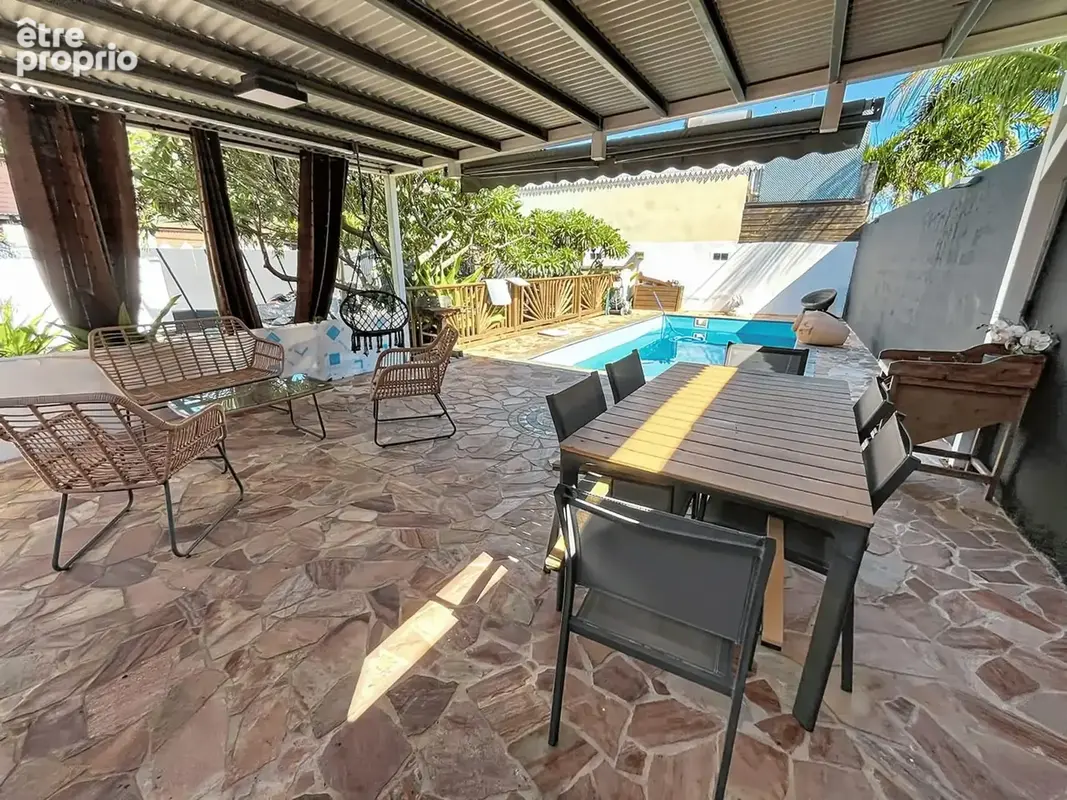 Maison 113 m² à Saint-Louis  - photo 3