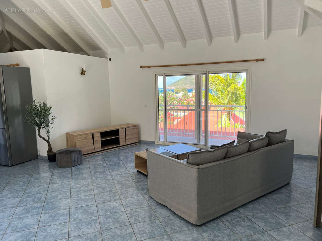 Maison à CAPESTERRE-BELLE-EAU