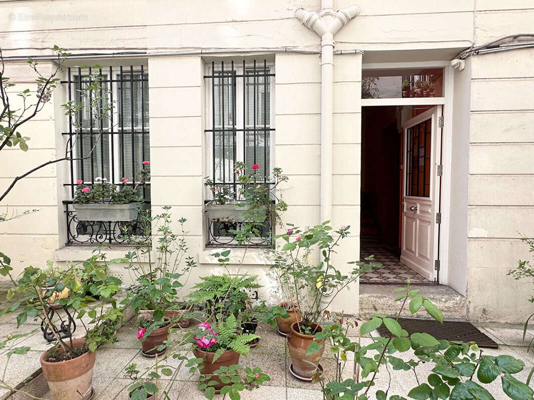 Appartement à PARIS-18E
