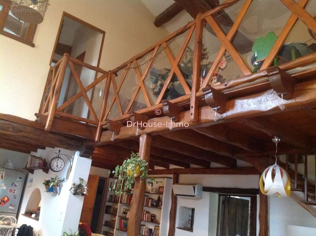 Maison à SAINT-AMANT-DE-BOIXE