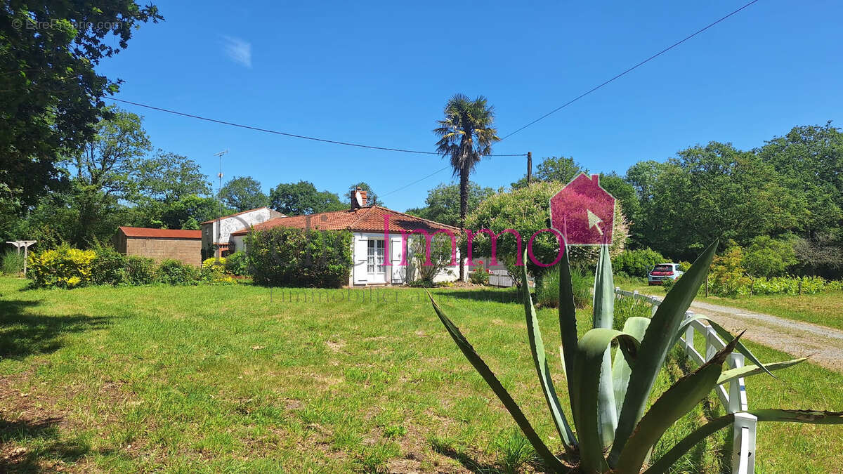 Maison à SOULLANS