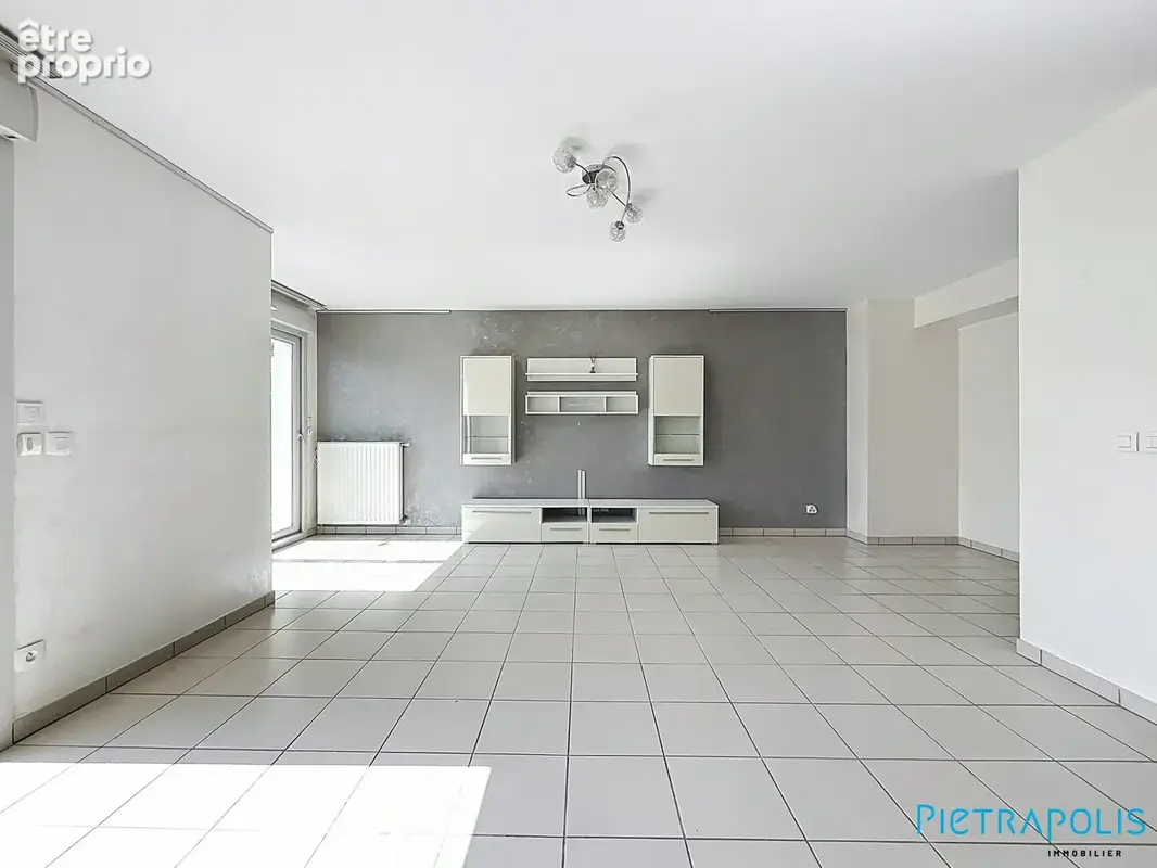 Maison 4 pièces 87 m² à vendre à Cessy (01170) - photo 5