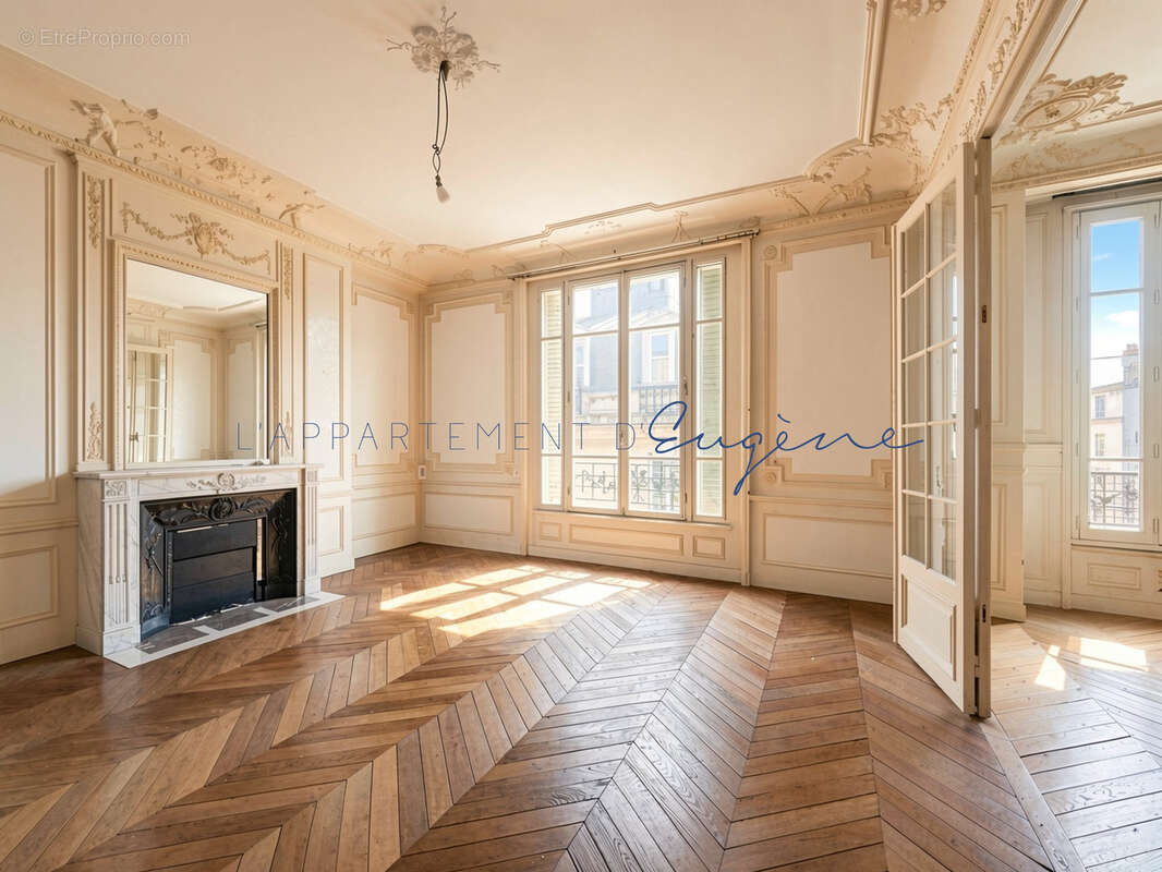 Appartement à PARIS-4E