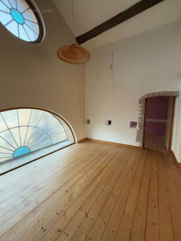 Maison à SAINT-EGREVE