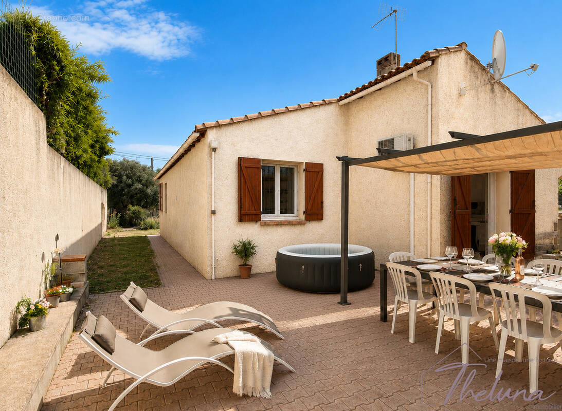 Maison à COMPS