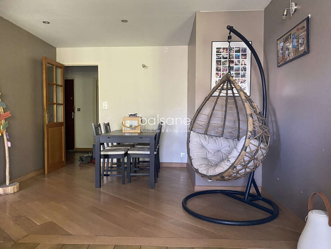 Appartement à PETIT-COURONNE