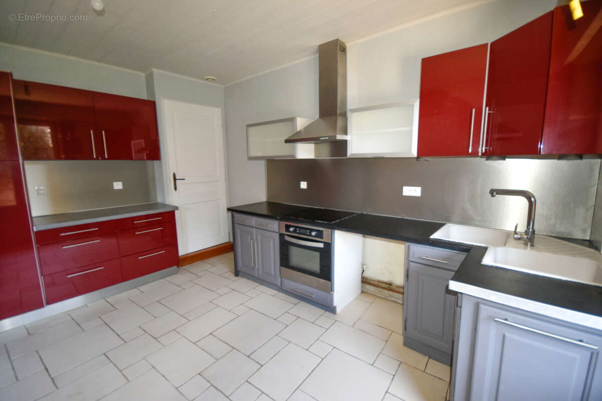 Maison à BOURNONCLE-SAINT-PIERRE