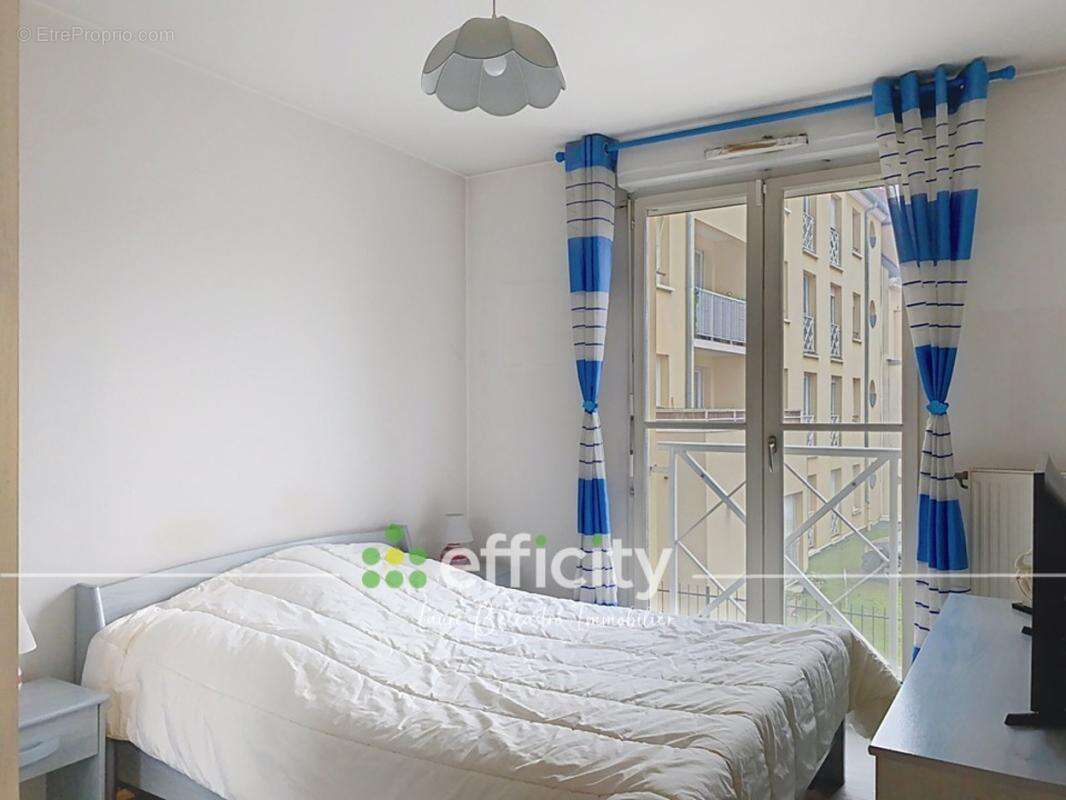 Appartement à BRIE-COMTE-ROBERT