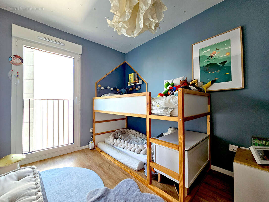 Appartement à NANTERRE