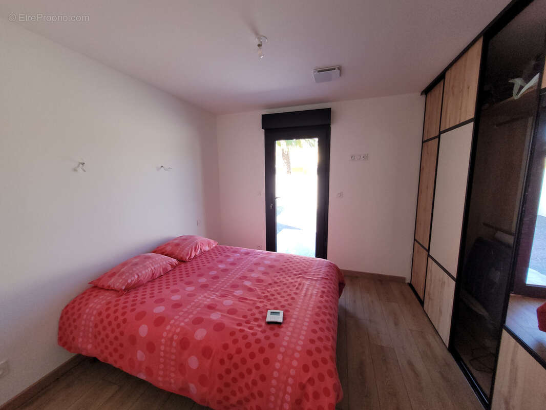 Maison à SALLES-D&#039;AUDE