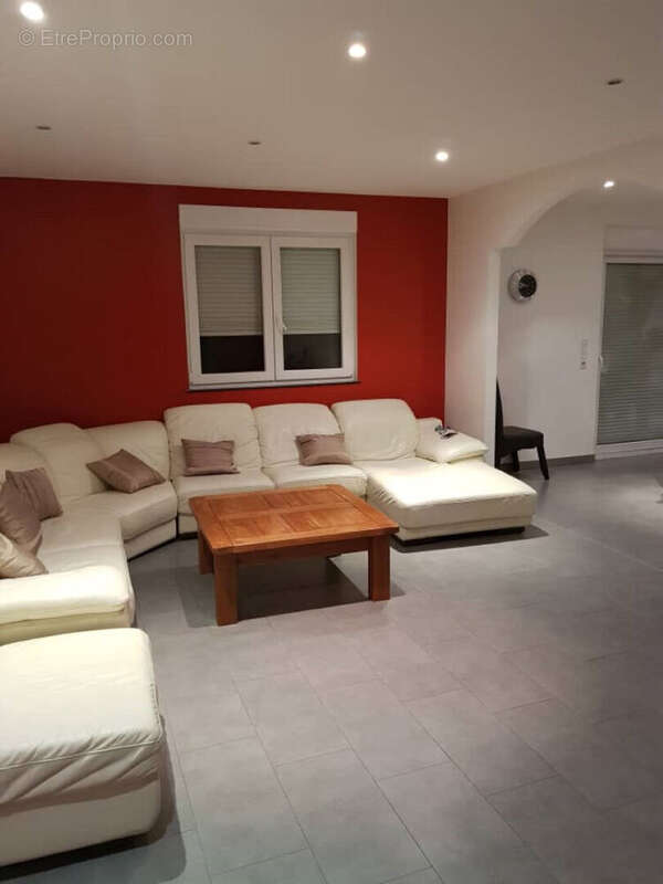Appartement à VALMONT