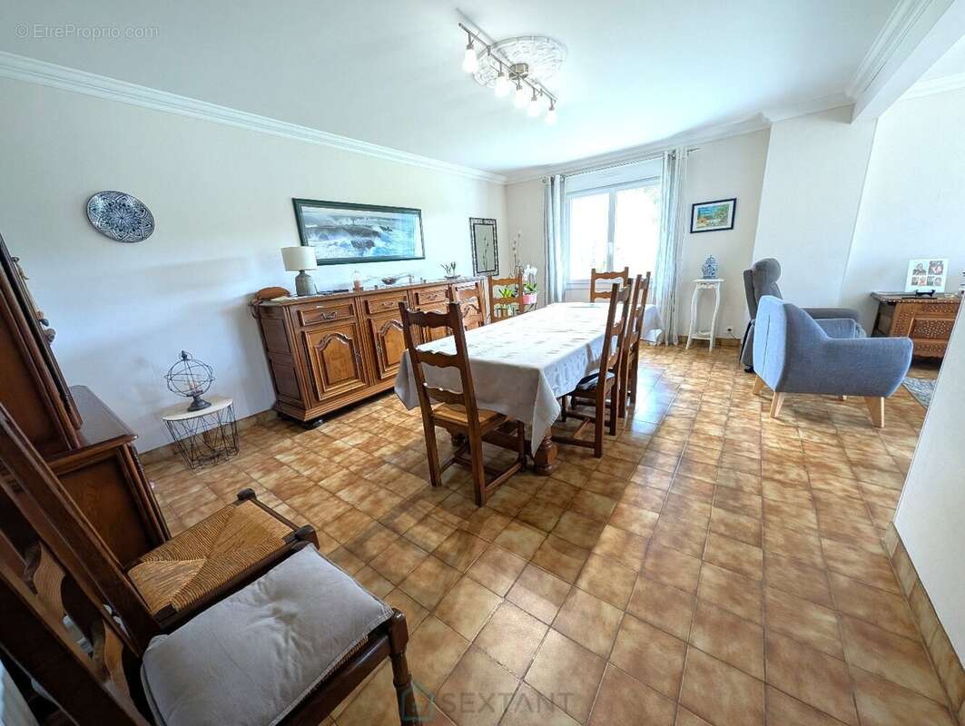 Maison à LE SOURN