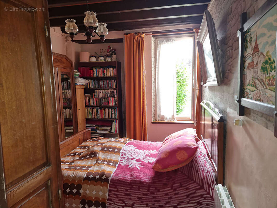 Maison à LA CHAPELLE-SOUEF