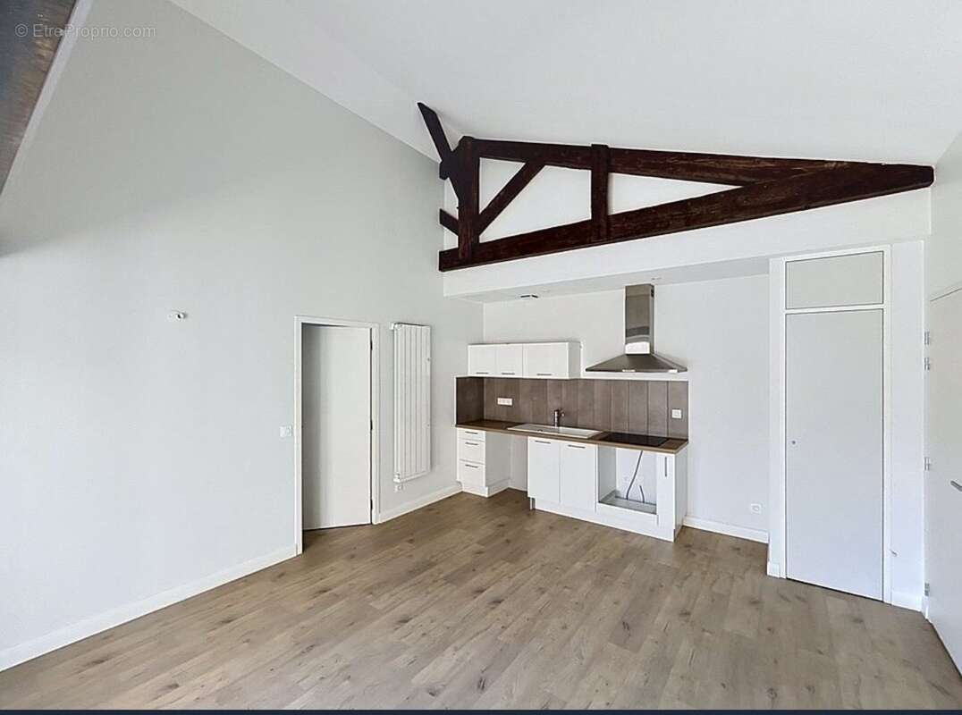 Appartement à BEGLES