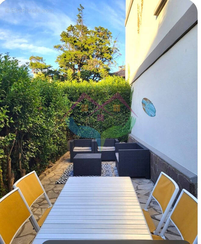 Appartement à SAINT-RAPHAEL