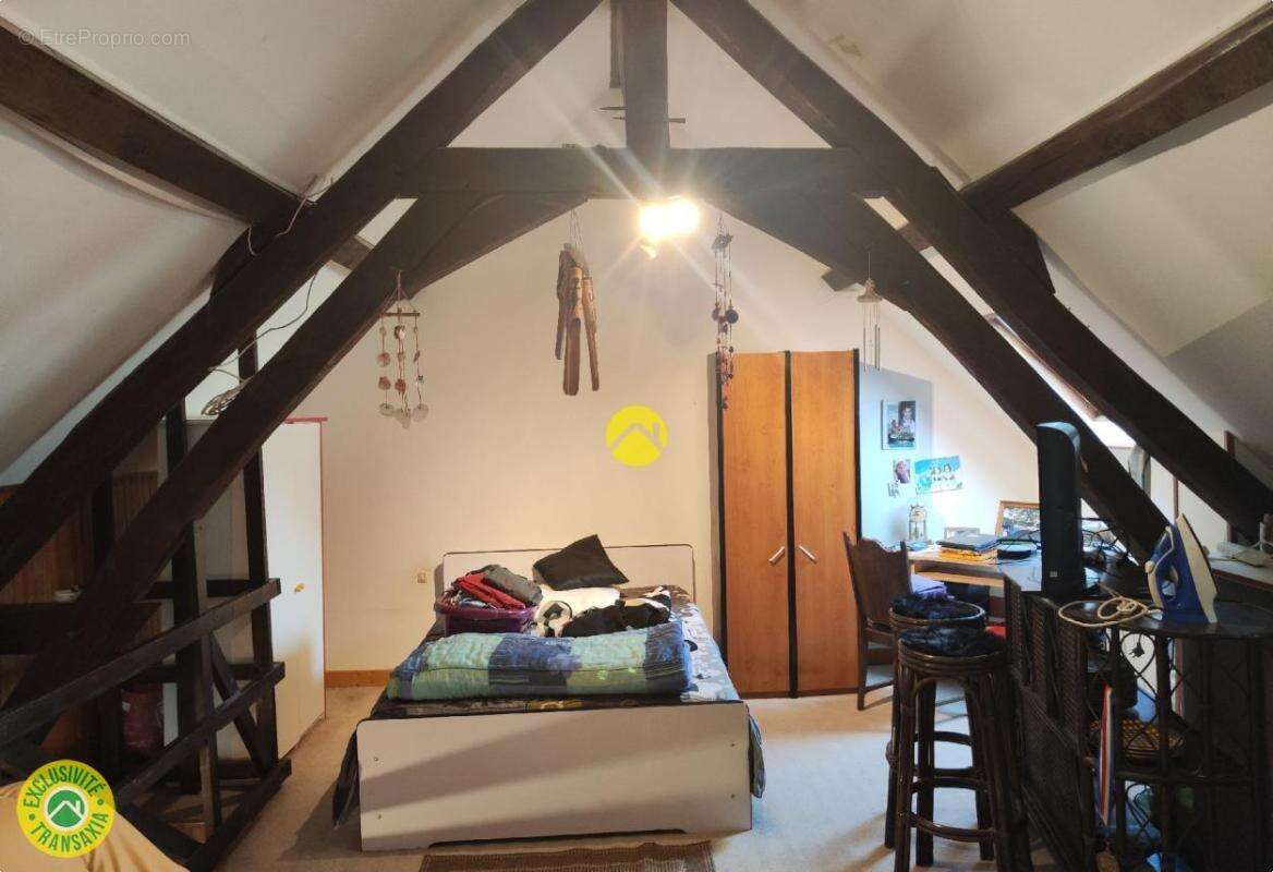 Maison à JOUET-SUR-L'AUBOIS