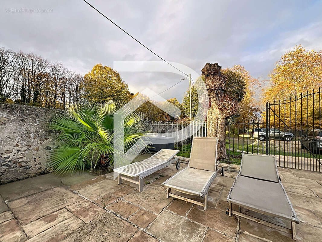 Maison à SAULNIERES