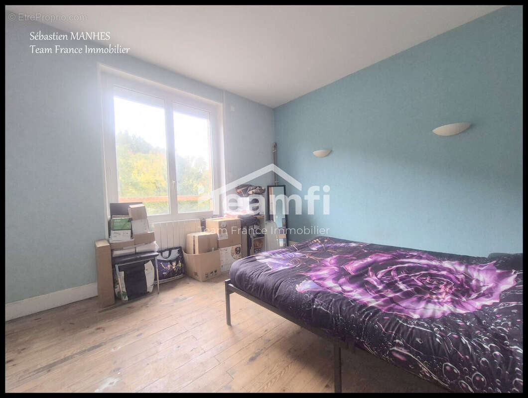 Maison à LA MONNERIE-LE-MONTEL