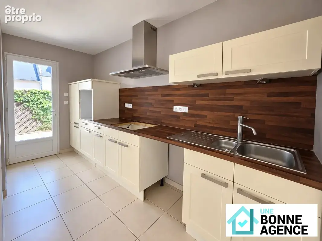 Maison 5 pièces 124 m² à vendre à Montlouis-Sur-Loire (37270) - photo 4