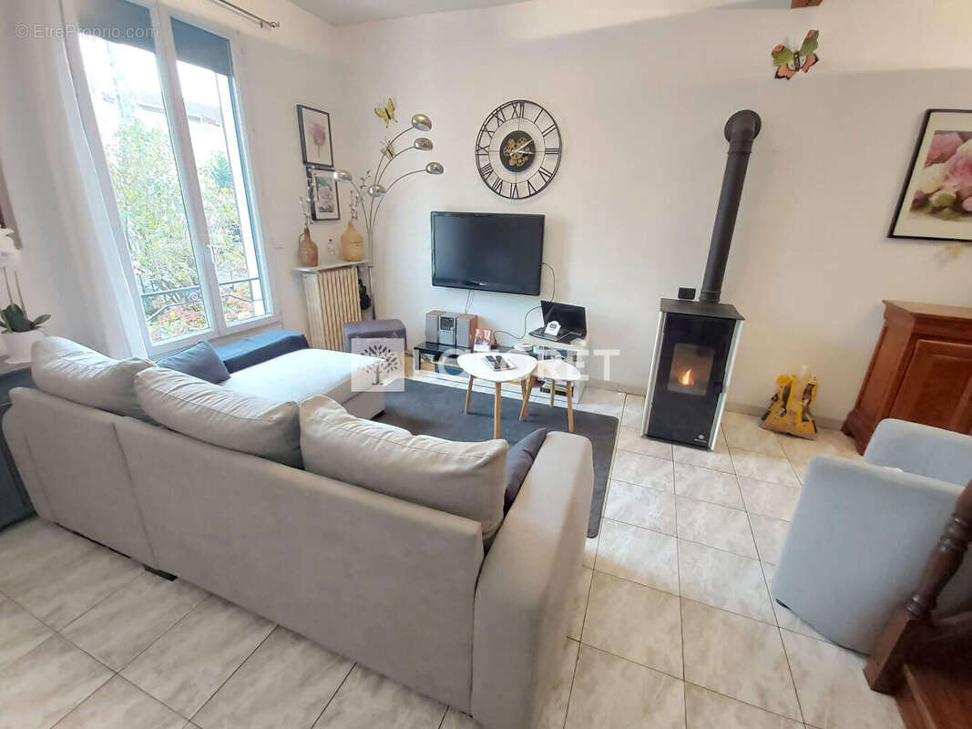 Maison à VILLEMOMBLE