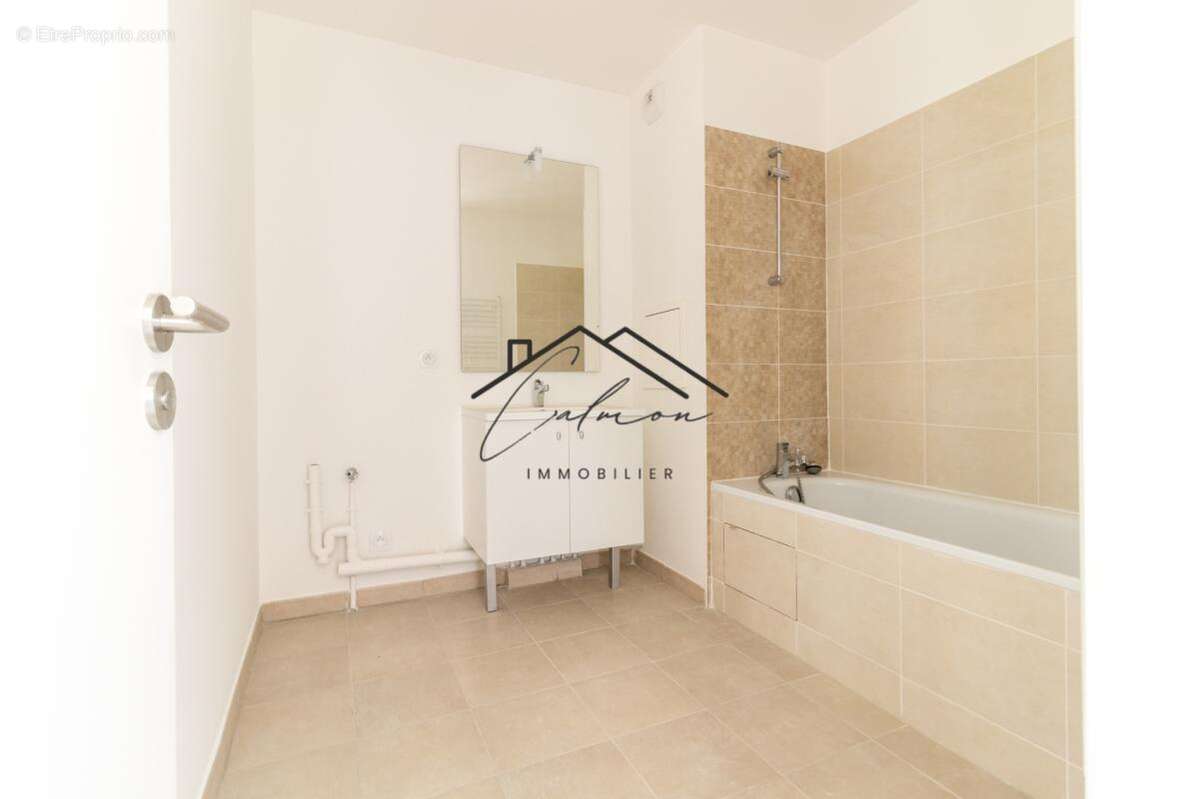 Appartement à LE BLANC-MESNIL