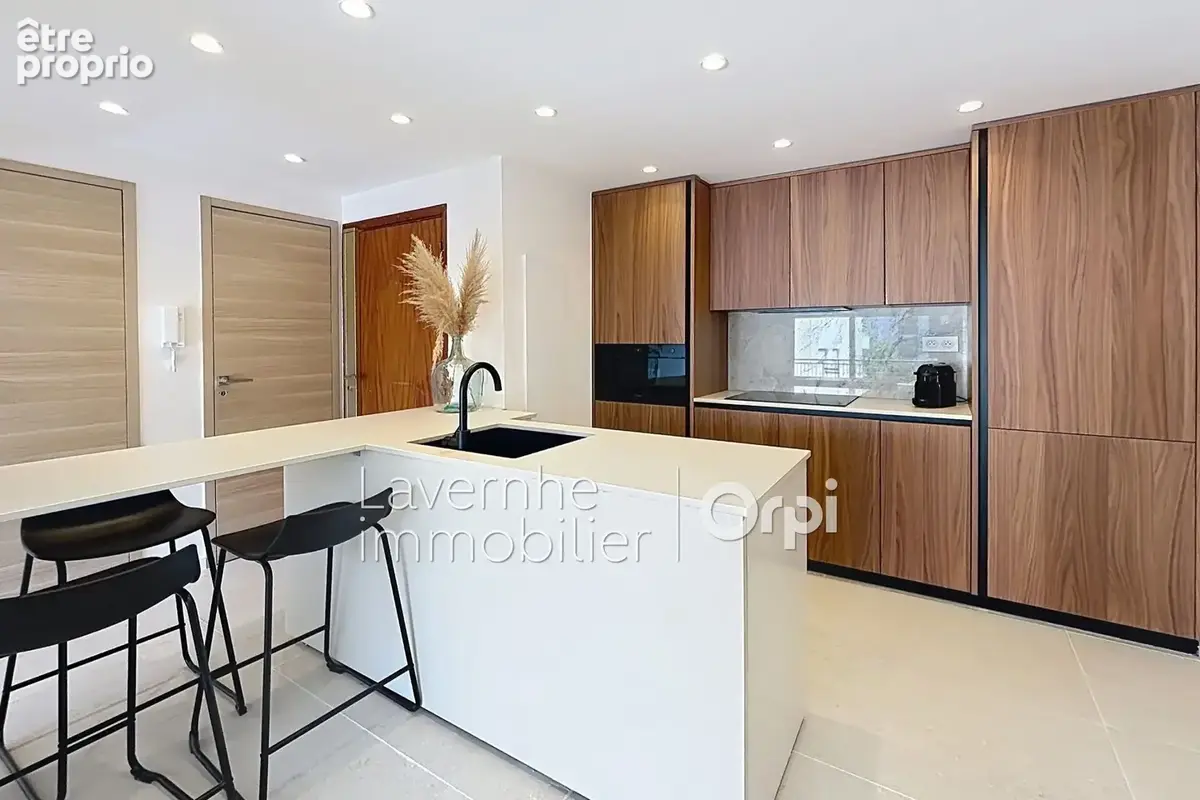 Appartement 2 pièces 43 m² à vendre à Cannes (06400) - photo 7