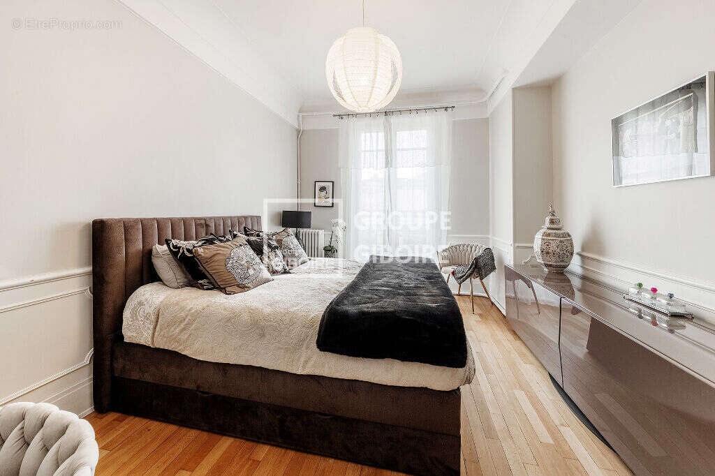 À VENDRE - AGENCE GIBOIRE - Appartement Rennes 5 pièces 156 m² - photo 6