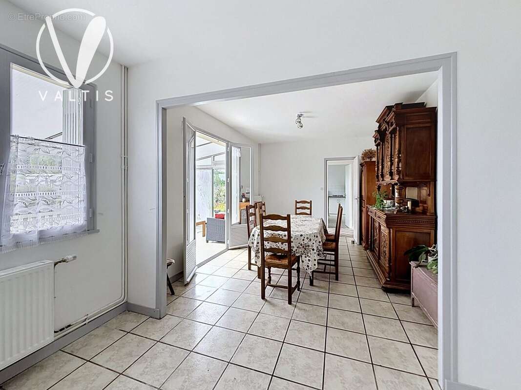 Maison à PLEVENON