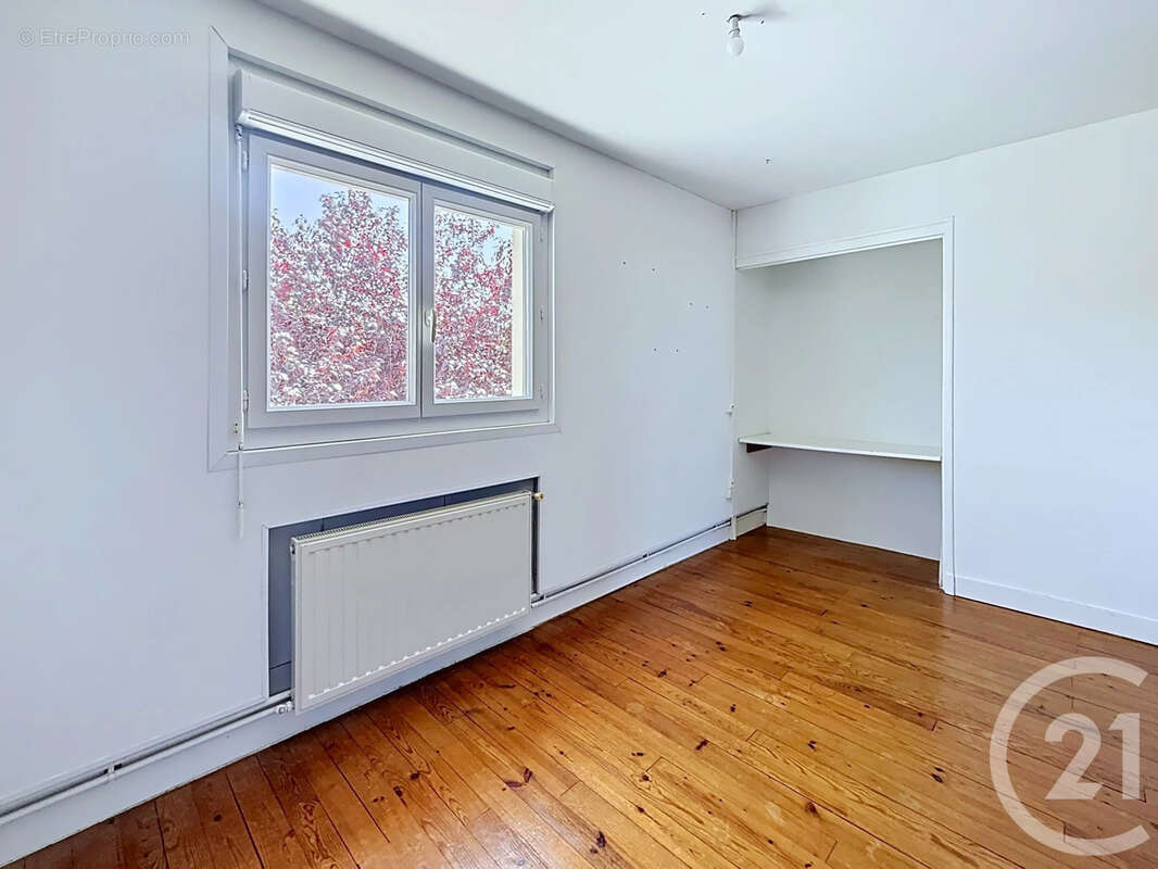 Maison 88 m² à L'isle-D'espagnac  - photo 6